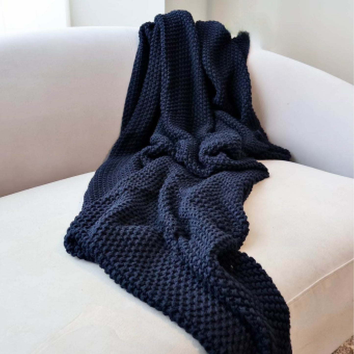 Jamie Throw - Navy